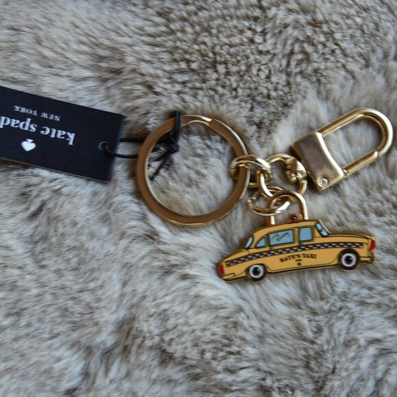 Kate Spade KJ065 NYC Big Apple Keyfob - Picture 1 of 4